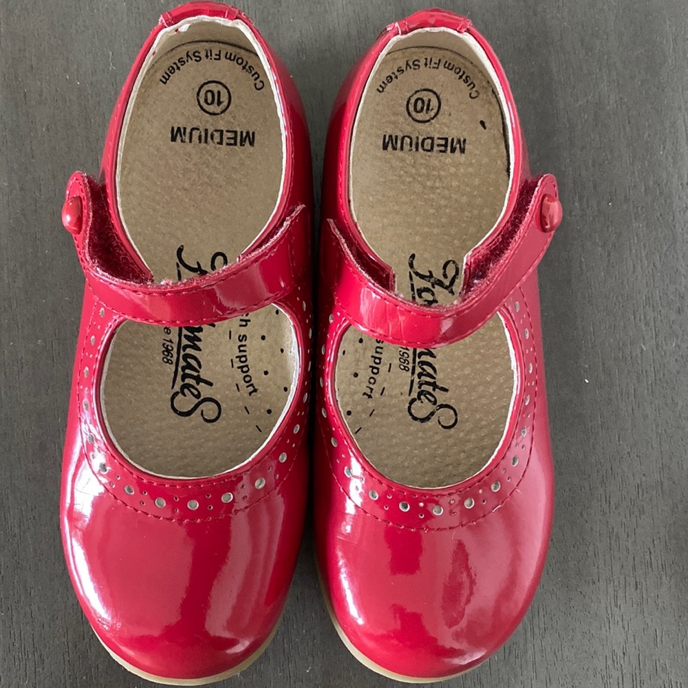 FootMates red dress shoes